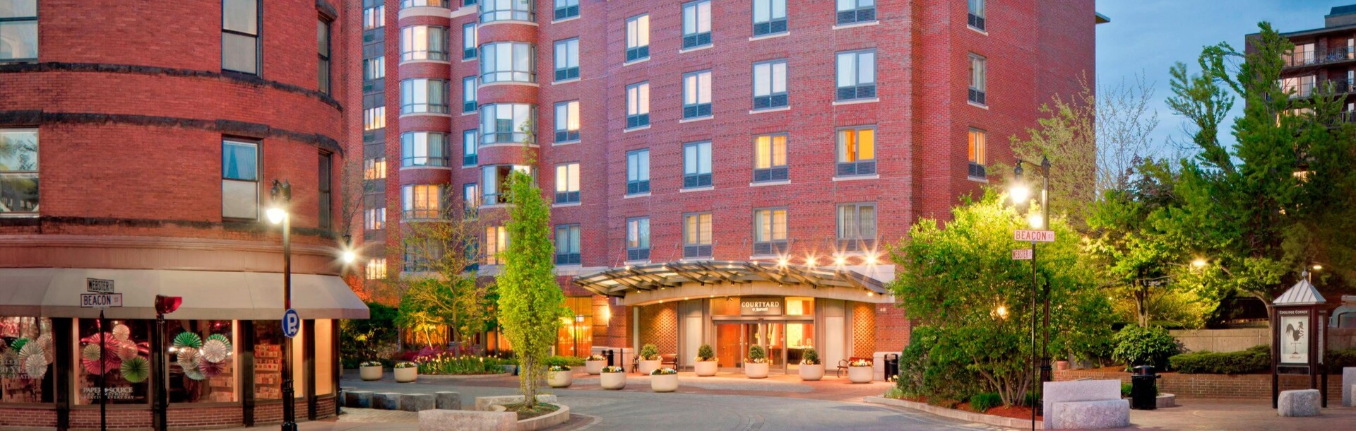Courtyard by Marriott Boston Brookline, Boston