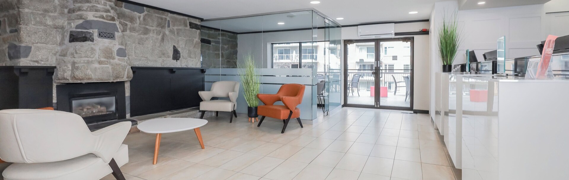 Hotel Universel, Quebec City